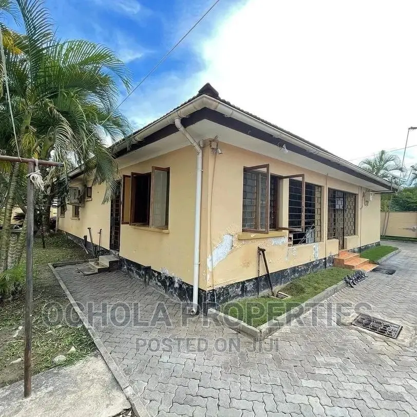3bdrm House in Mbezi for Sale in Mbezi