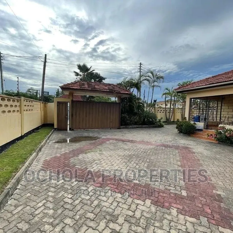 3bdrm House in Mbezi for Sale in Mbezi