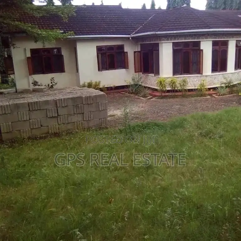House For Sale In Town in Kinondoni