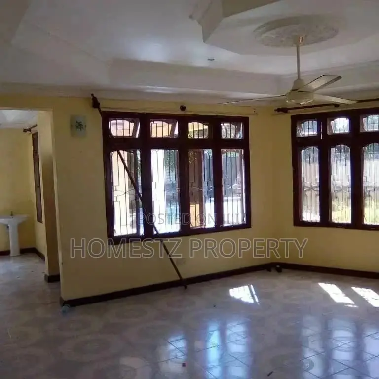 House For Sale In Town in Kinondoni