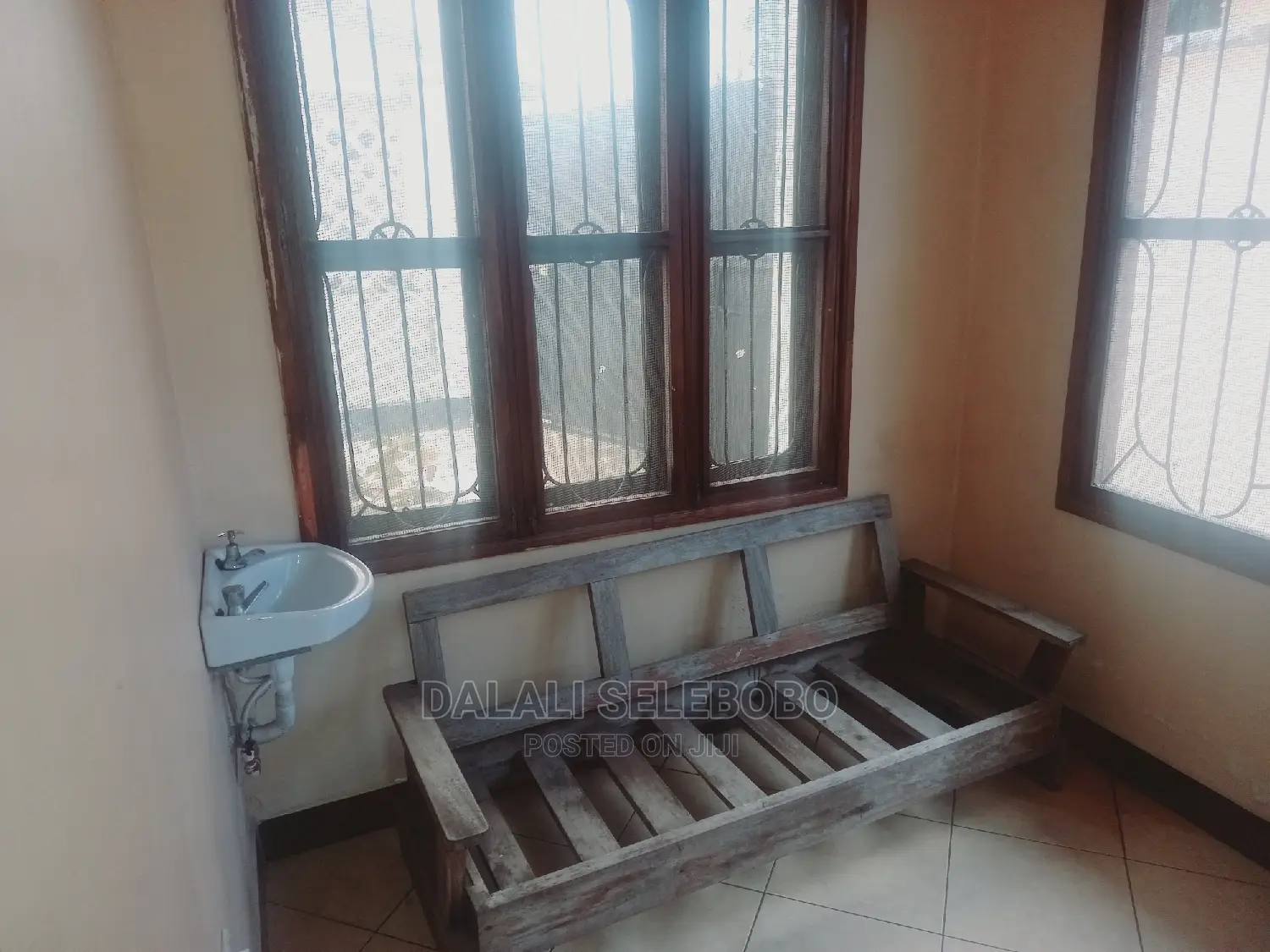 3bdrm Bungalow in Sinza E, Kinondoni for Rent in Kinondoni