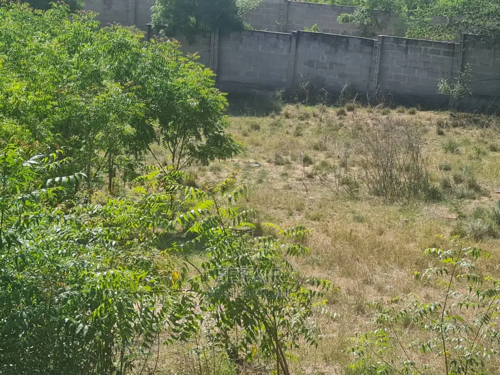Kiwanja Kinauzwa Goba Lastanza in Goba