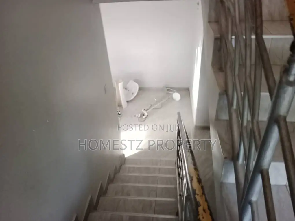 4bdrm House in Kinyerez Kifuru, Kinondoni for Sale in Kinondoni