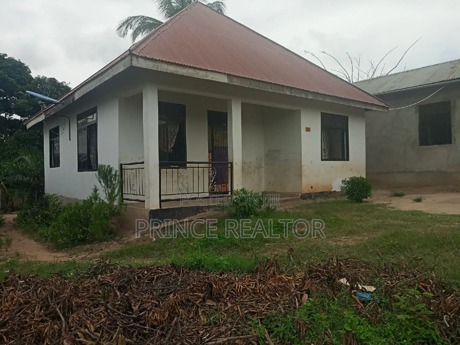 3bdrm House in Mbezi Makabe, Kinondoni for Sale in Kinondoni