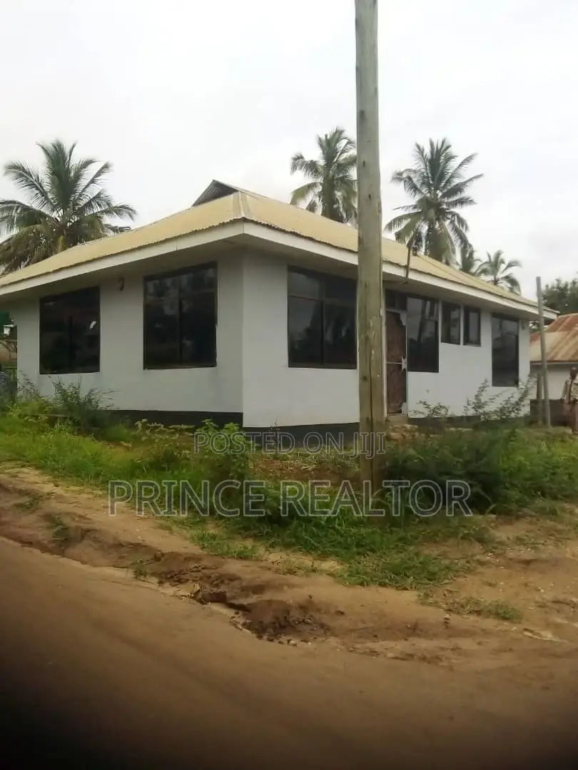 3bdrm House in Mbezi Msumi, Kinondoni for Sale in Kinondoni