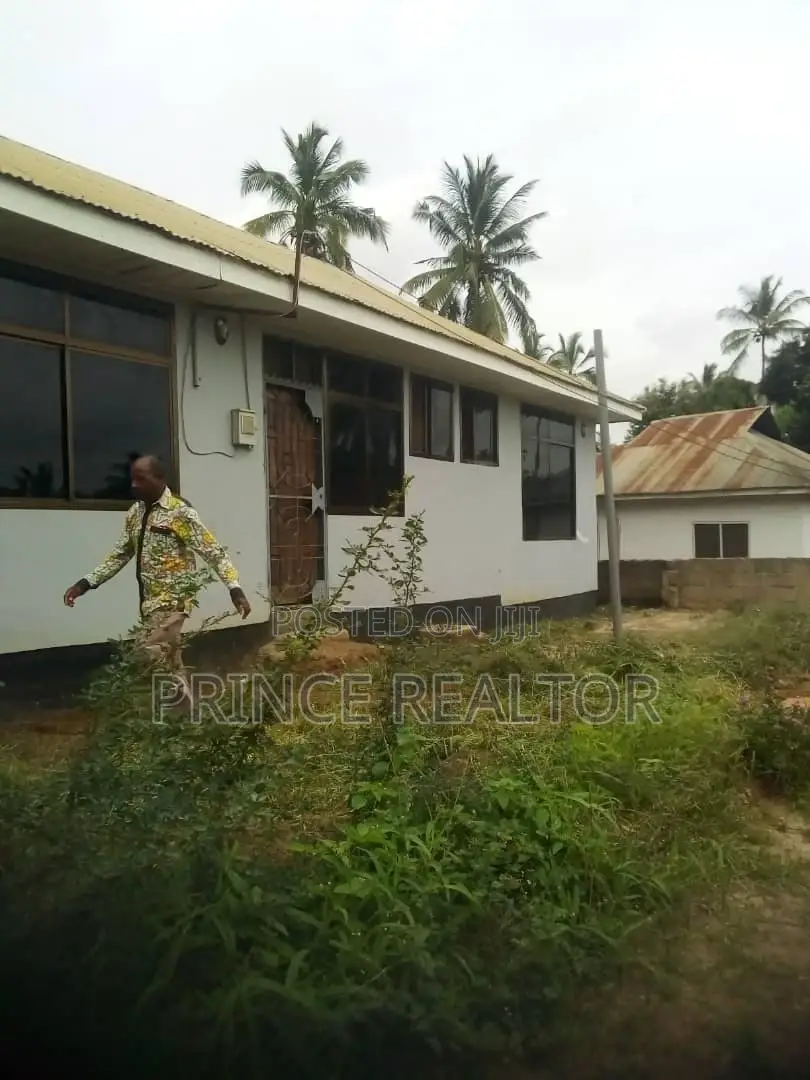 3bdrm House in Mbezi Msumi, Kinondoni for Sale in Kinondoni