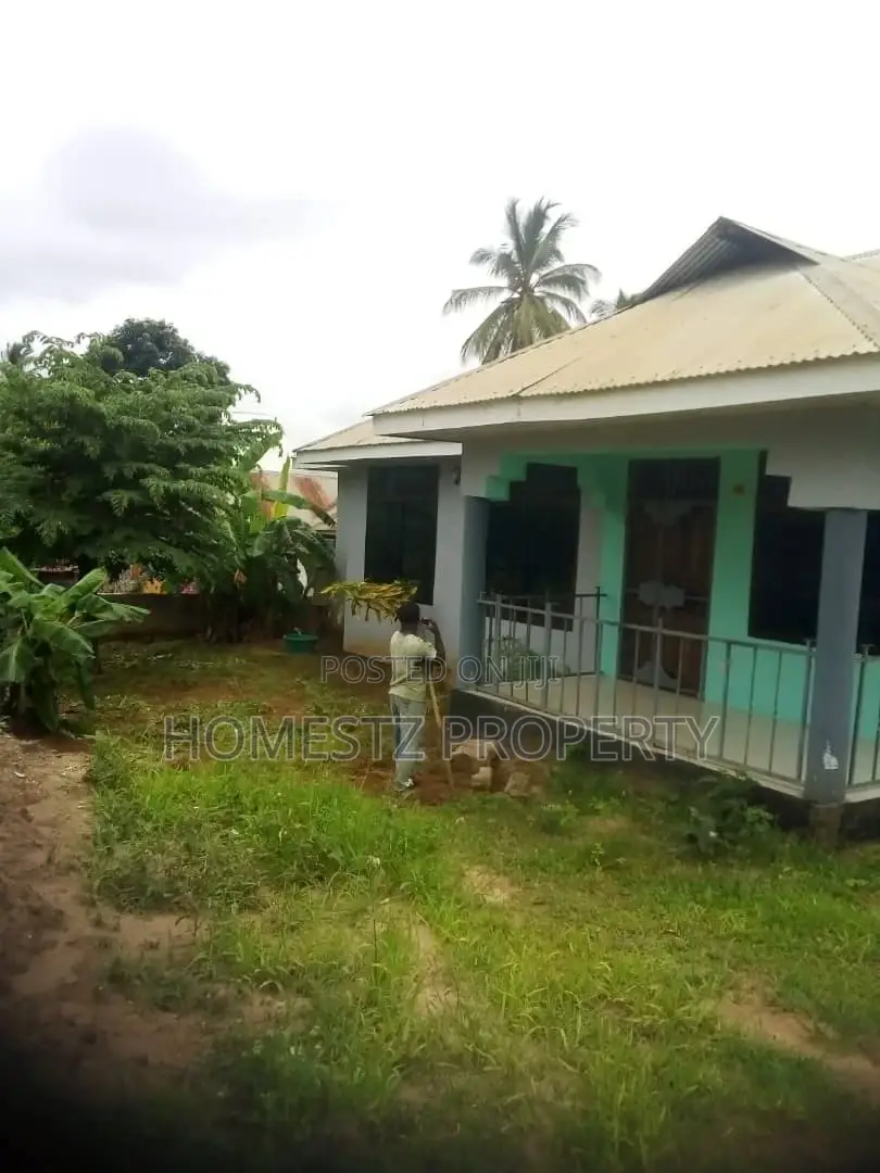 3bdrm House in Mbezi Msumi, Kinondoni for Sale in Kinondoni
