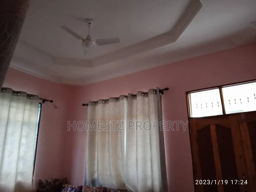 3bdrm House in Mbezi Msumi, Kinondoni for Sale in Kinondoni