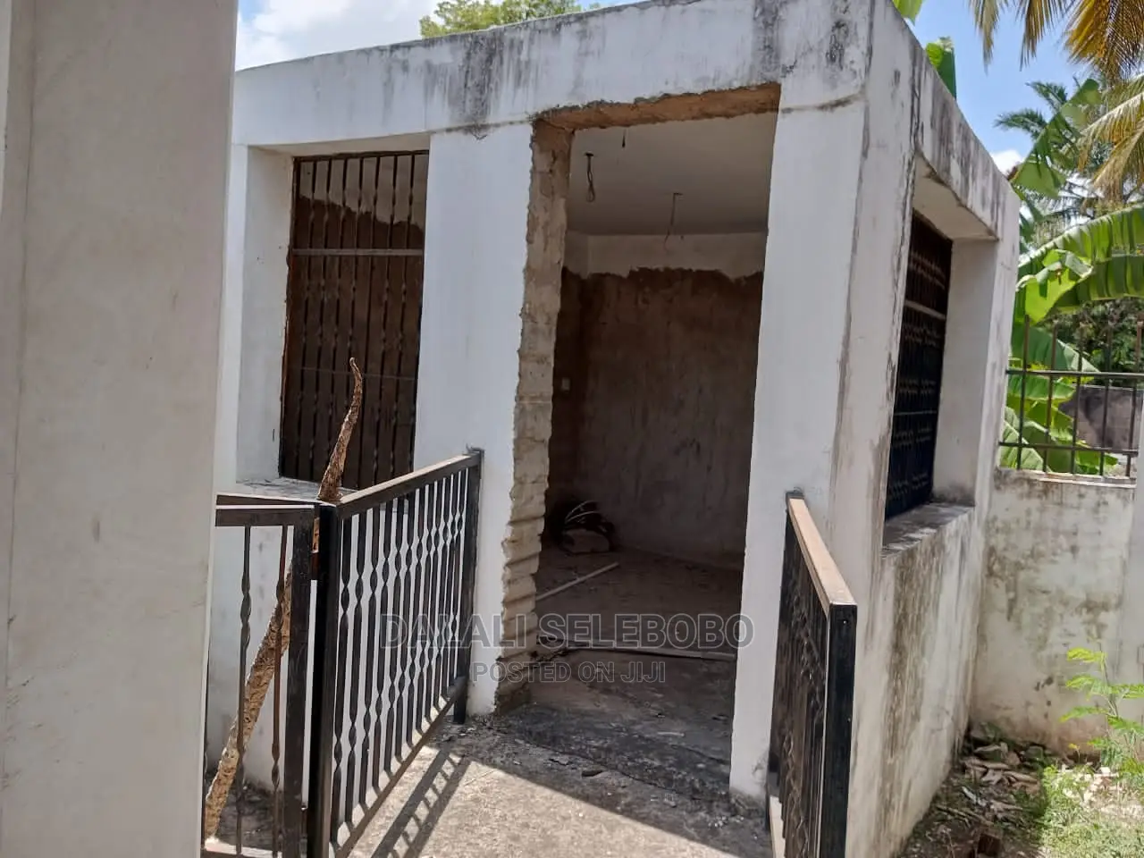 4bdrm Bungalow in Salasala, Kinondoni for Sale in Kinondoni