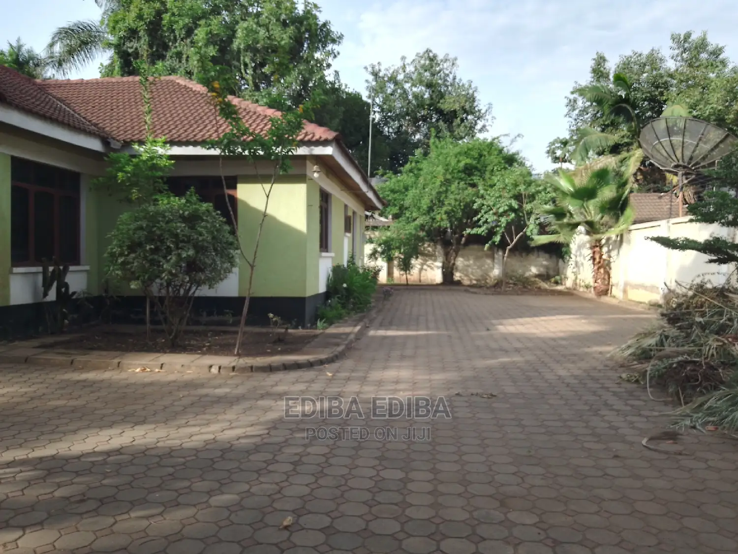 5bdrm Bungalow in Ediba Real Estate, Arusha for Rent in Arusha