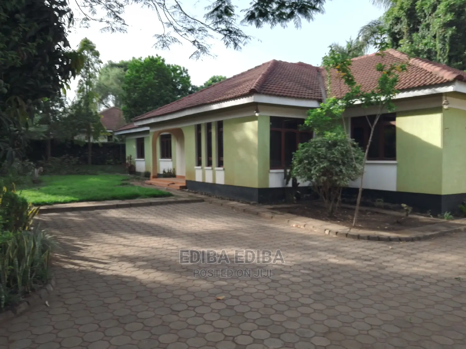 5bdrm Bungalow in Ediba Real Estate, Arusha for Rent in Arusha