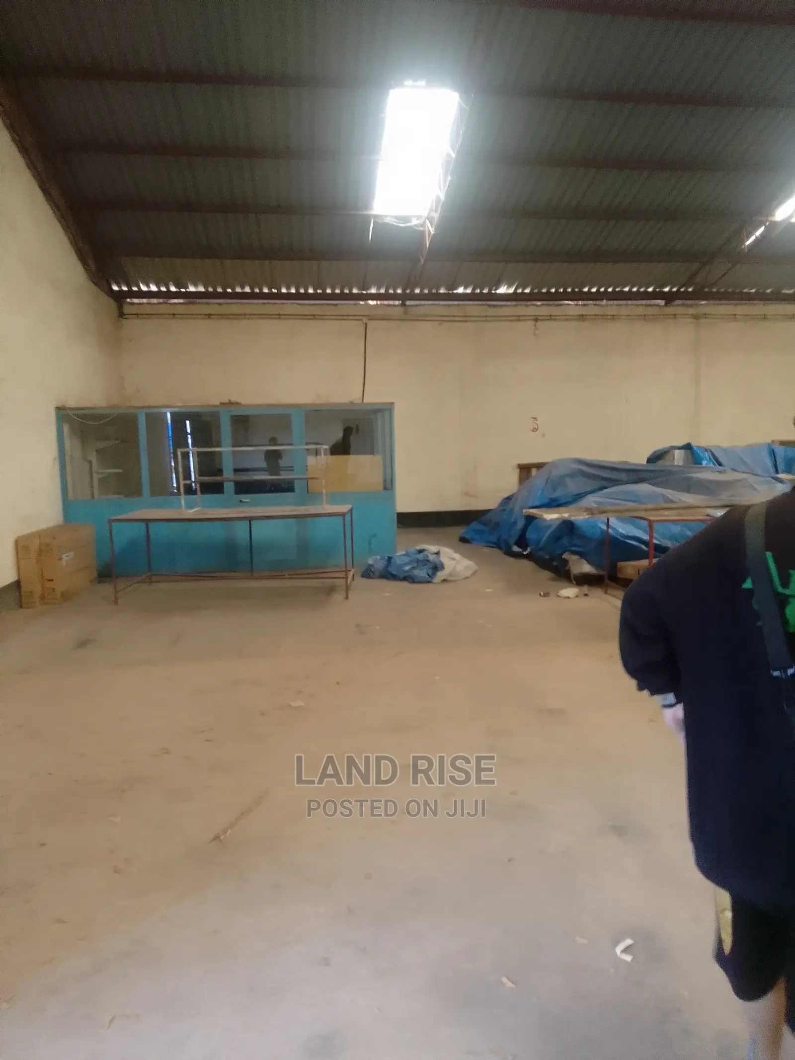 Warehouse in Salasala in Mbezi