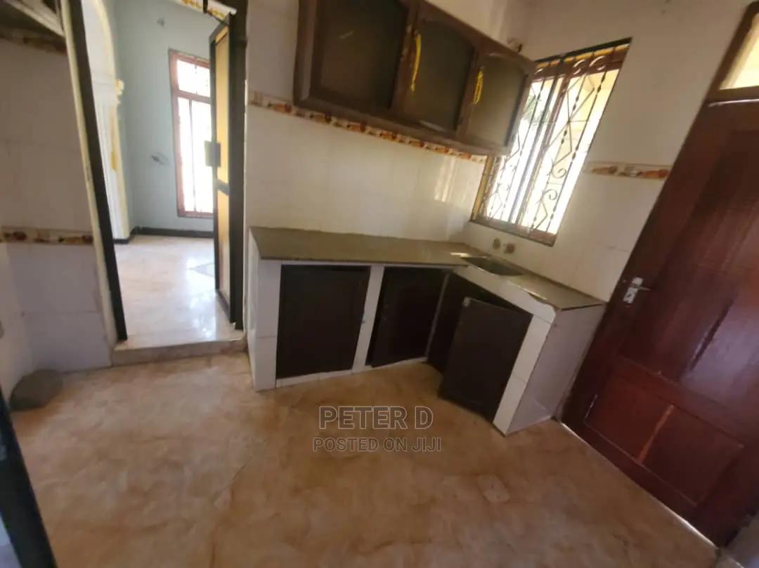 3bdrm House in Mbezi for Sale in Mbezi