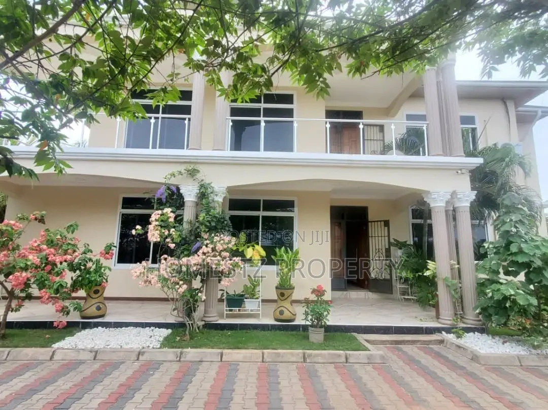 5bdrm Bungalow in Mbezi Beach Juu, Kinondoni for Sale in Kinondoni