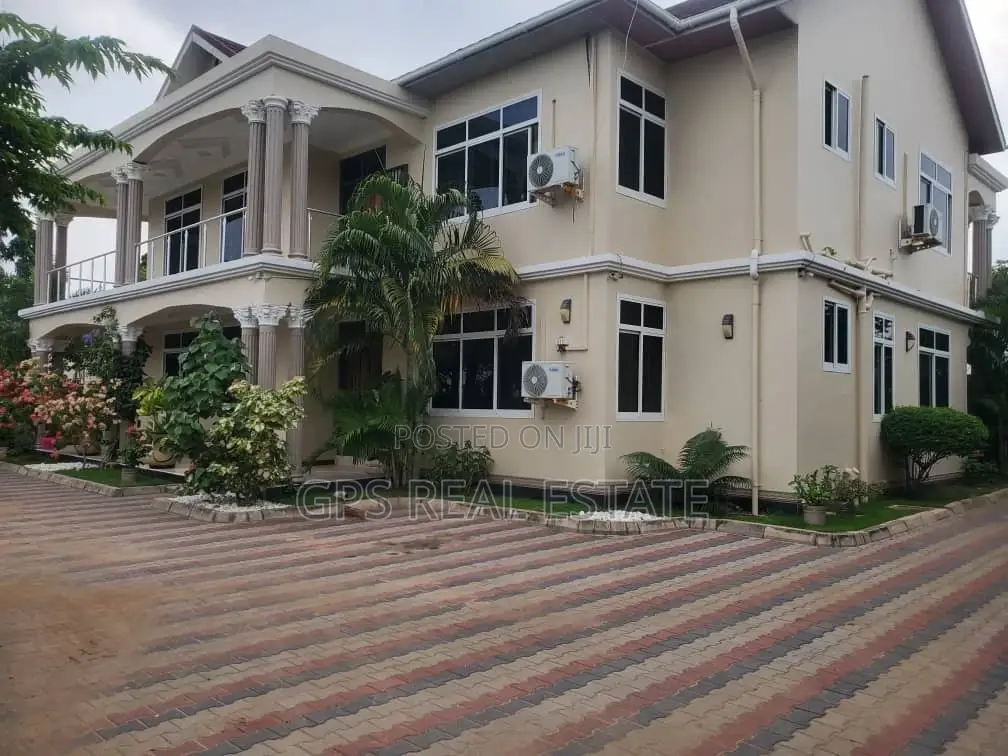 5bdrm Bungalow in Mbezi Beach Juu, Kinondoni for Sale in Kinondoni