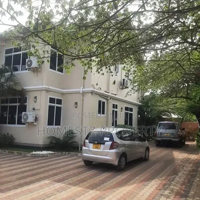 4bdrm Mansion in Bunju, Kinondoni for Sale in Kinondoni