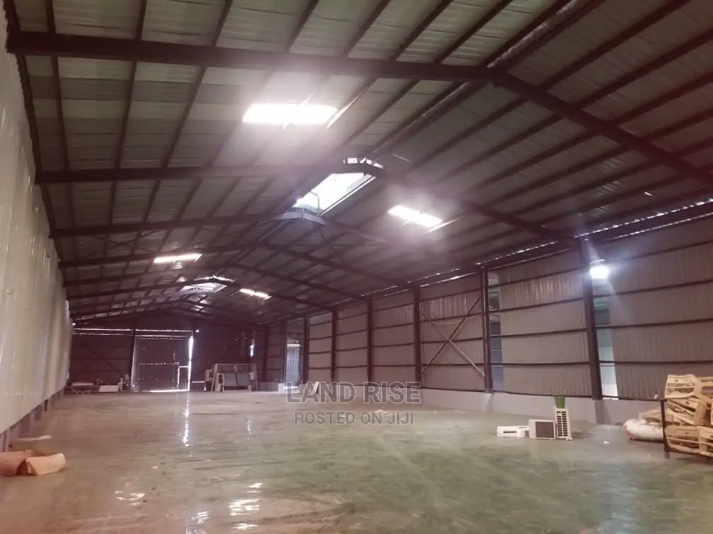 Warehouse in Zinga in Bunju
