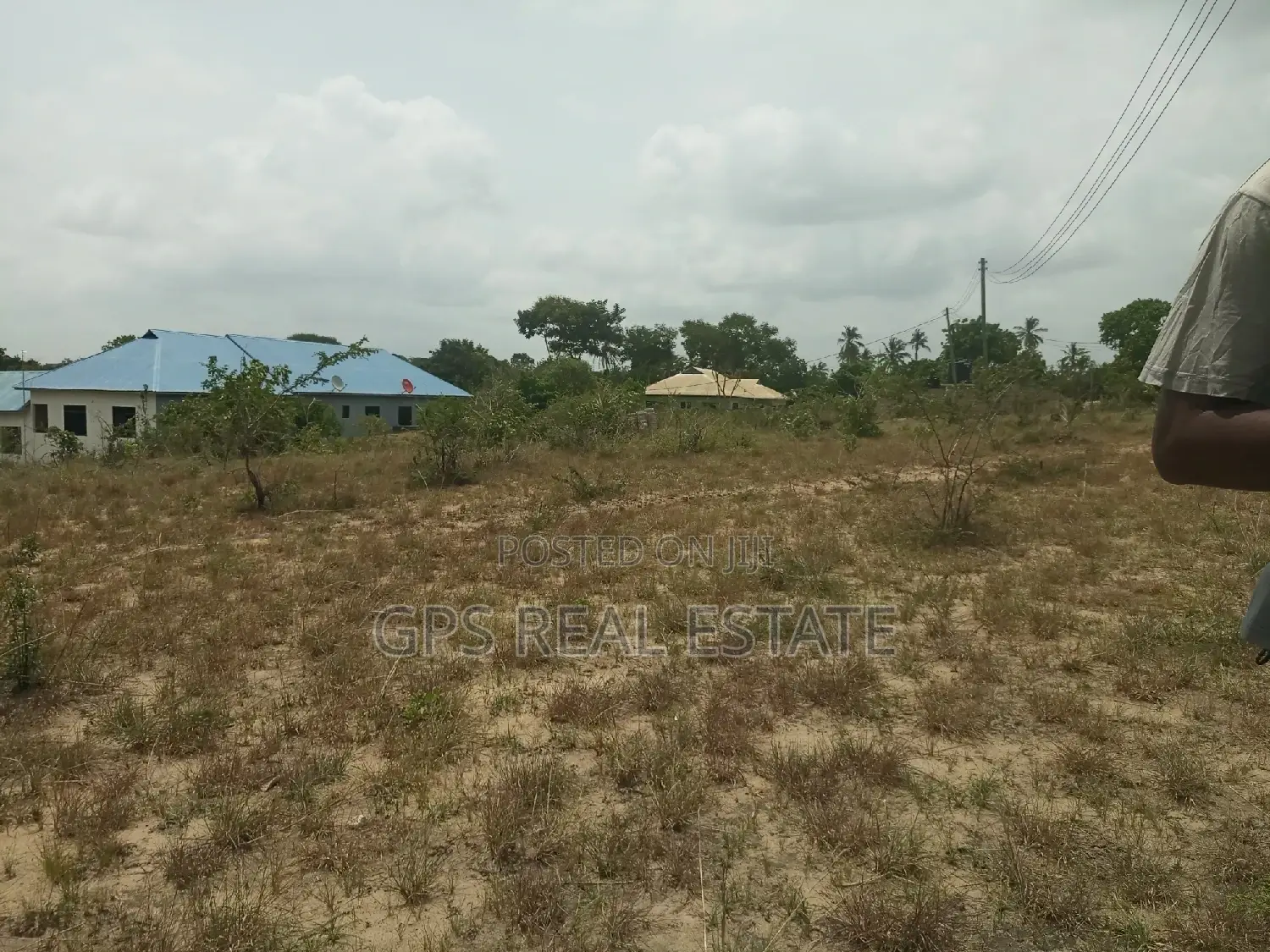 Shamba Linauzwa Pangani Kibaha. in Kibaha