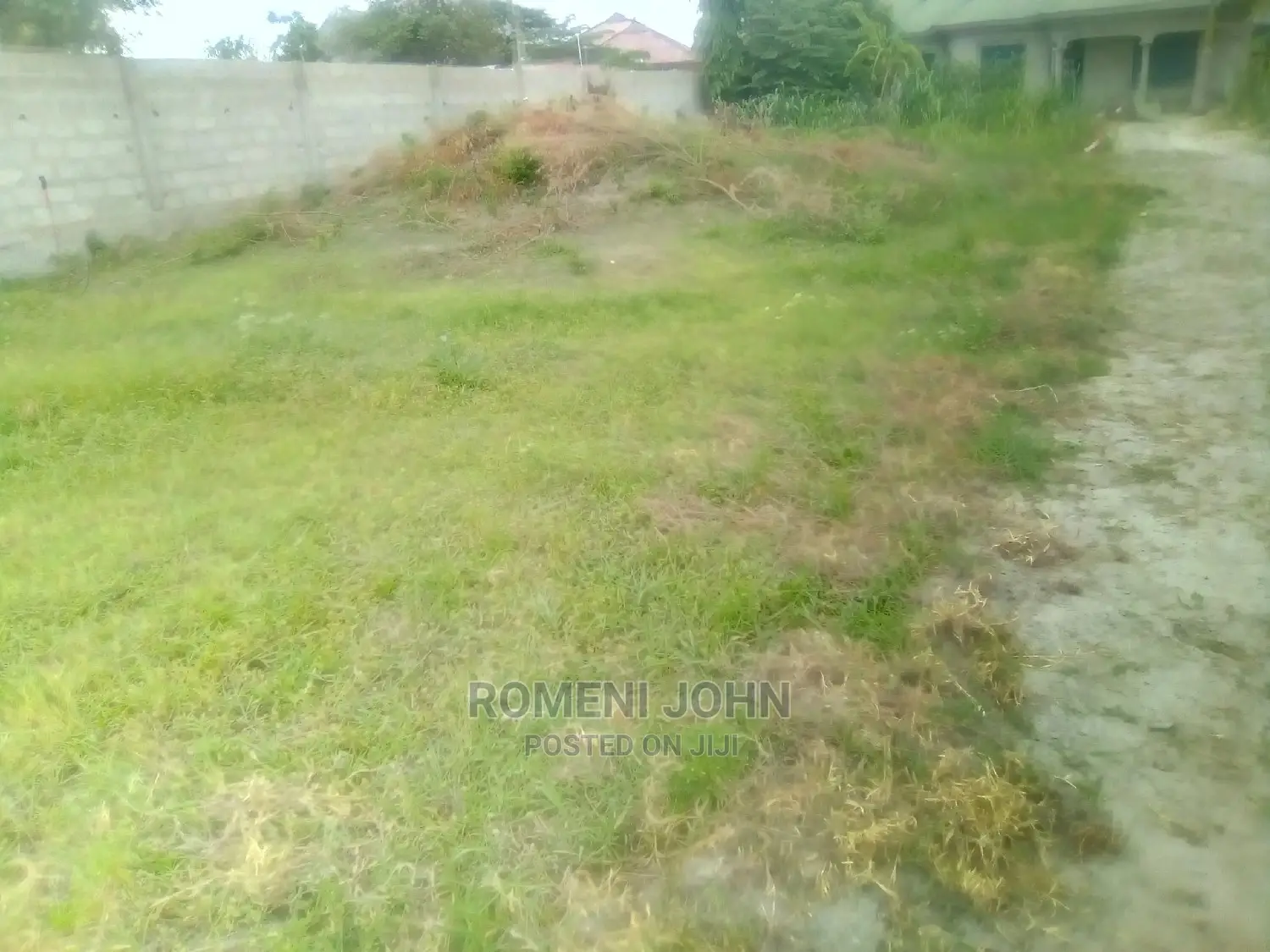 Kiwanja Kinauzwa Milioni 2 Na Laki Mbili Ukonga Viwege. in Ukonga