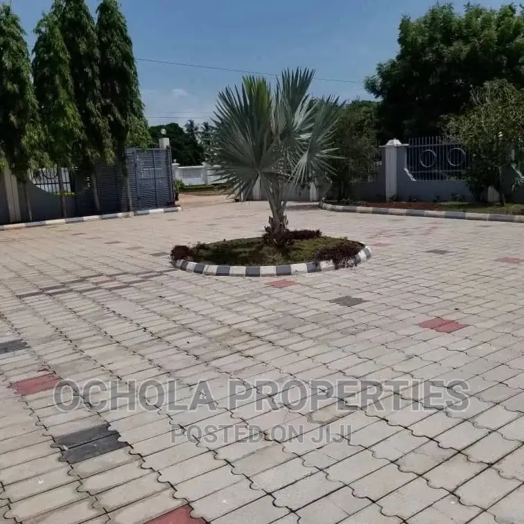 5bdrm House in Mbezi for Rent in Mbezi