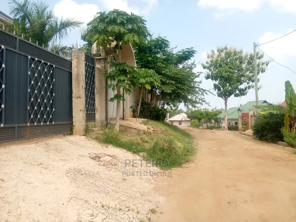 3bdrm House in Goba for Sale in Goba