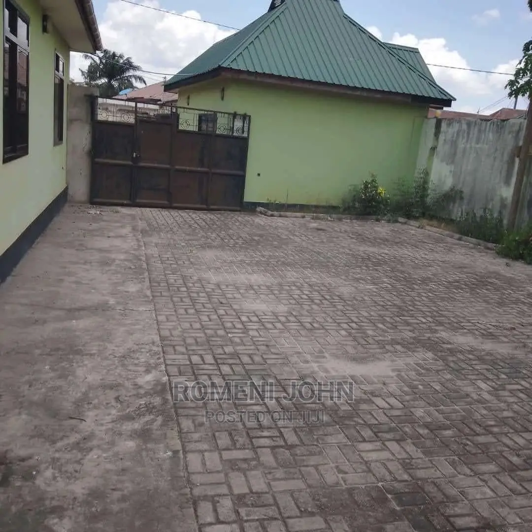 Furnished 4bdrm Farm House in Tanzania Dsm Ukonga for rent in Ukonga