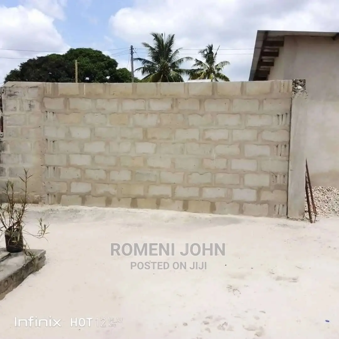 Furnished 5bdrm Apartment in Tanzania Dsm Ukonga for Sale in Ukonga