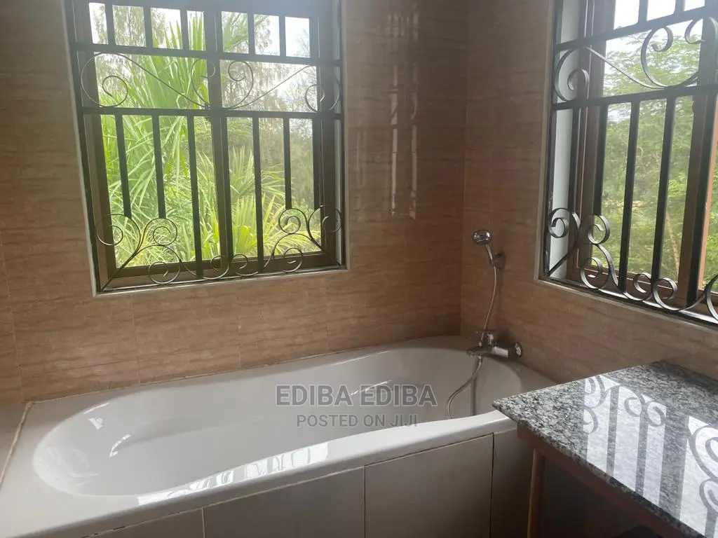 4bdrm House in Ediba Real Estate, Njiro for Rent in Njiro