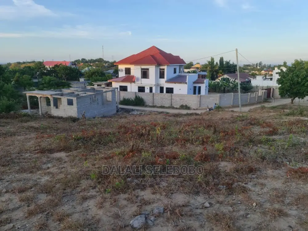 Plot Kubwa at Salasala Panafaa Kuwekeza Sana in Kinondoni