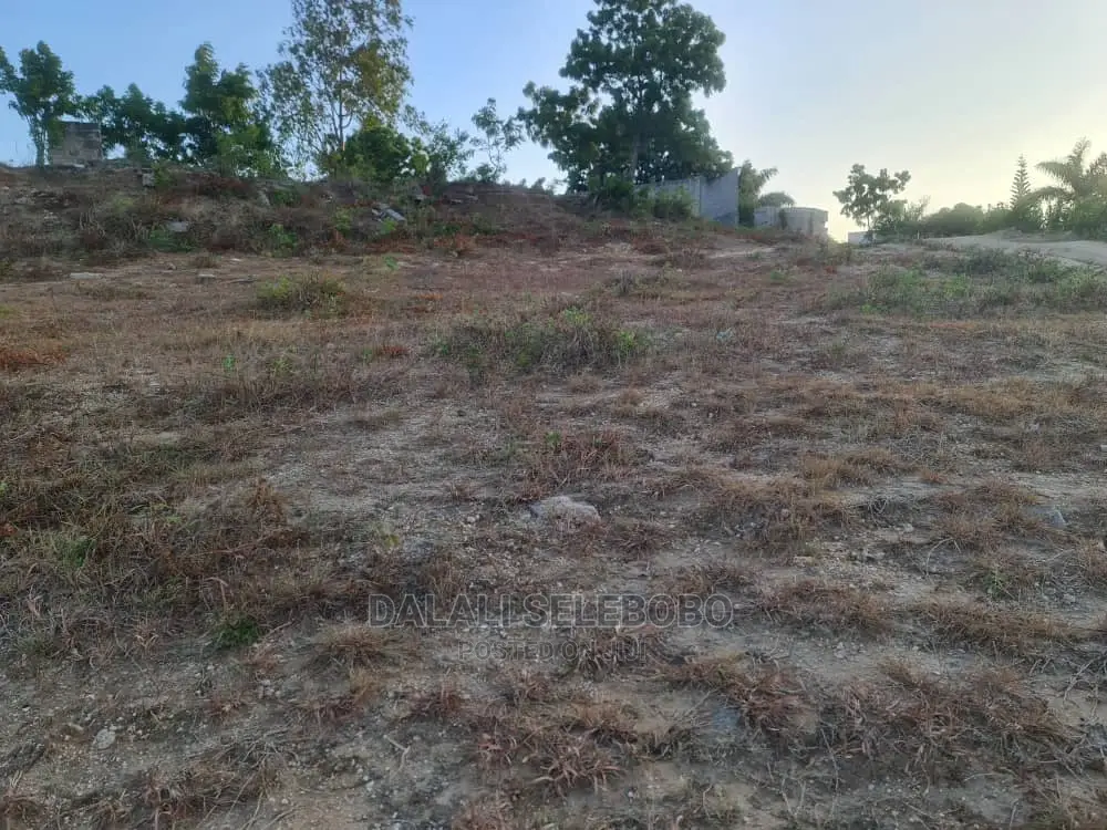 Plot Kubwa at Salasala Panafaa Kuwekeza Sana in Kinondoni