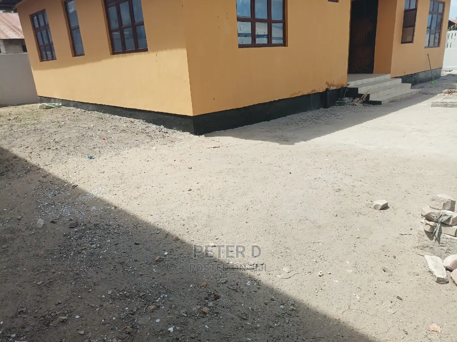3bdrm House in Mbezi for Rent in Mbezi