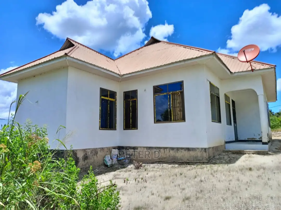3bdrm House in Mbezi for Sale in Mbezi