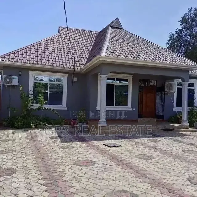 3bdrm House in Tegeta Mivumoni, Kinondoni for Sale in Kinondoni