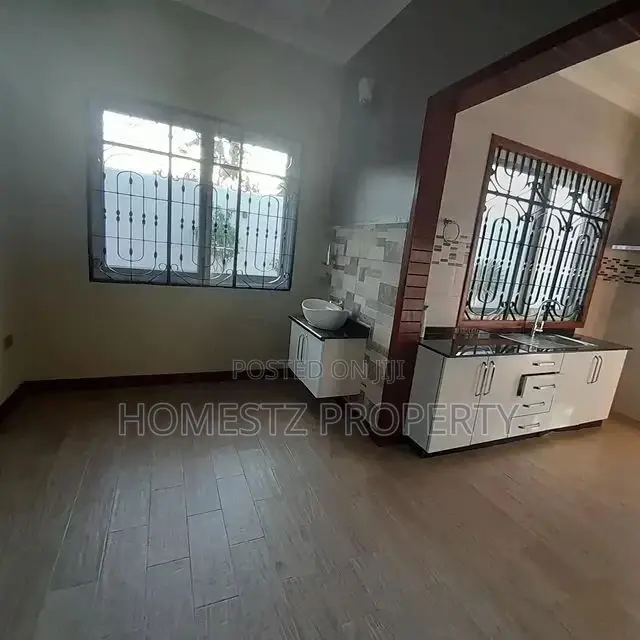 3bdrm House in Mikwambe Funcity, Kigamboni for Sale in Kigamboni