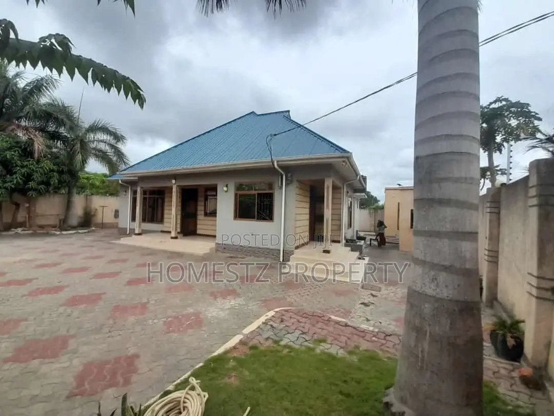 4bdrm House in Tuangoma, Kigamboni for Sale in Kigamboni
