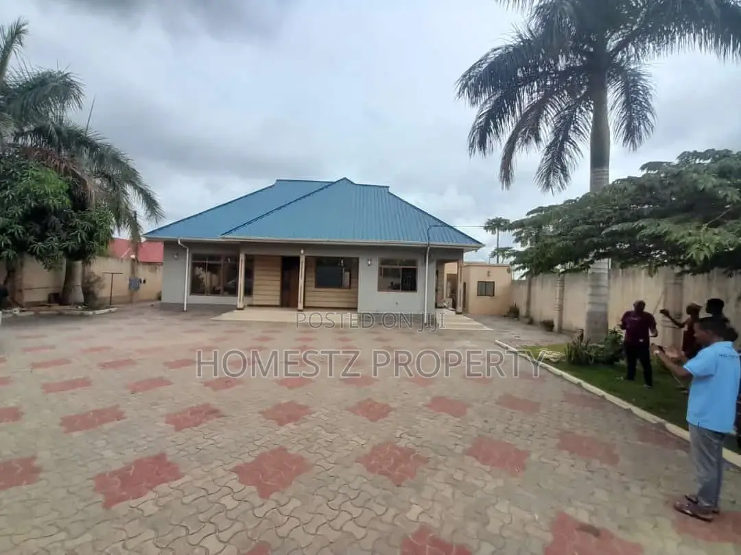 4bdrm House in Tuangoma, Kigamboni for Sale in Kigamboni