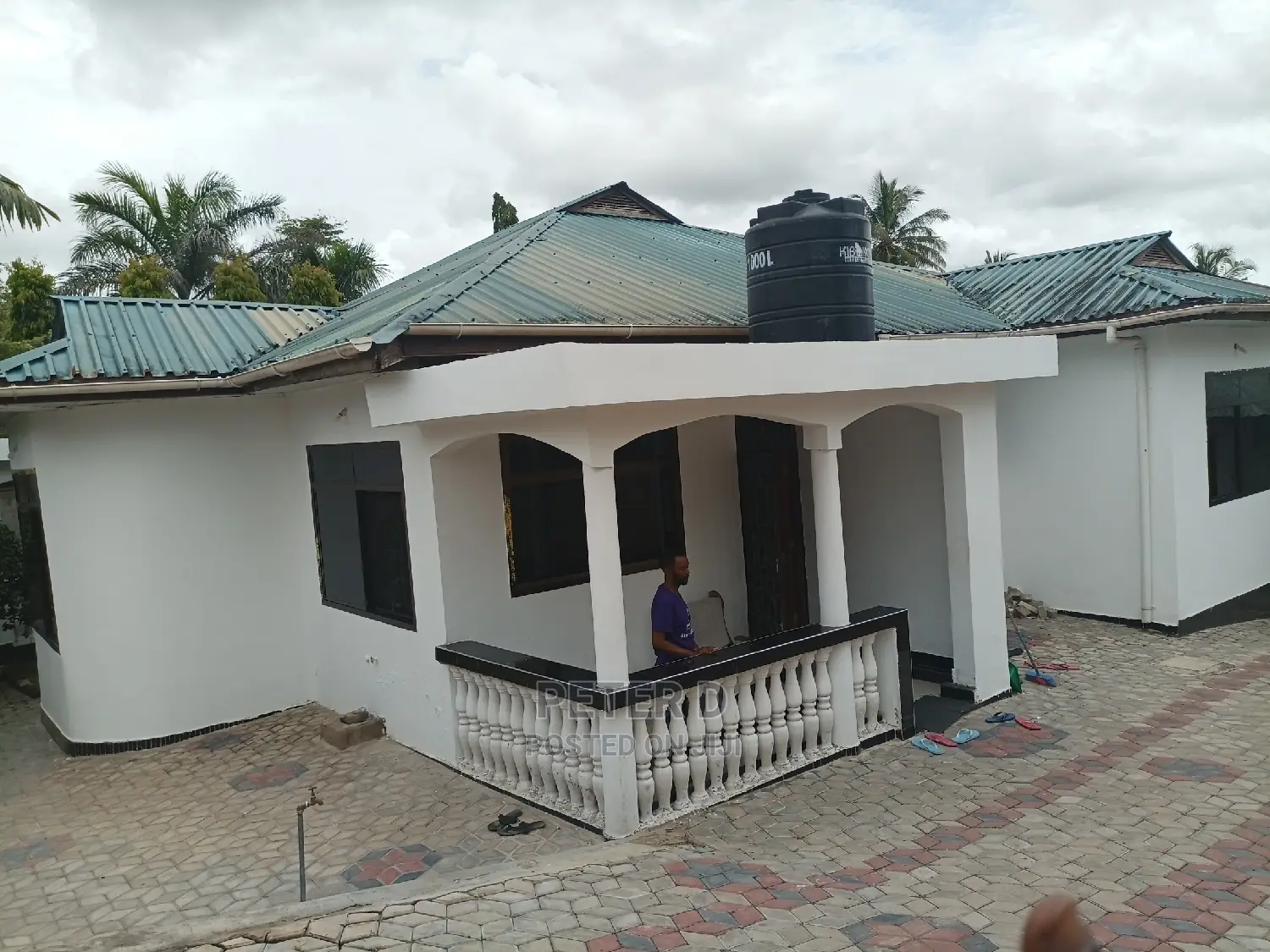 3bdrm House in Mbezi for Sale in Mbezi