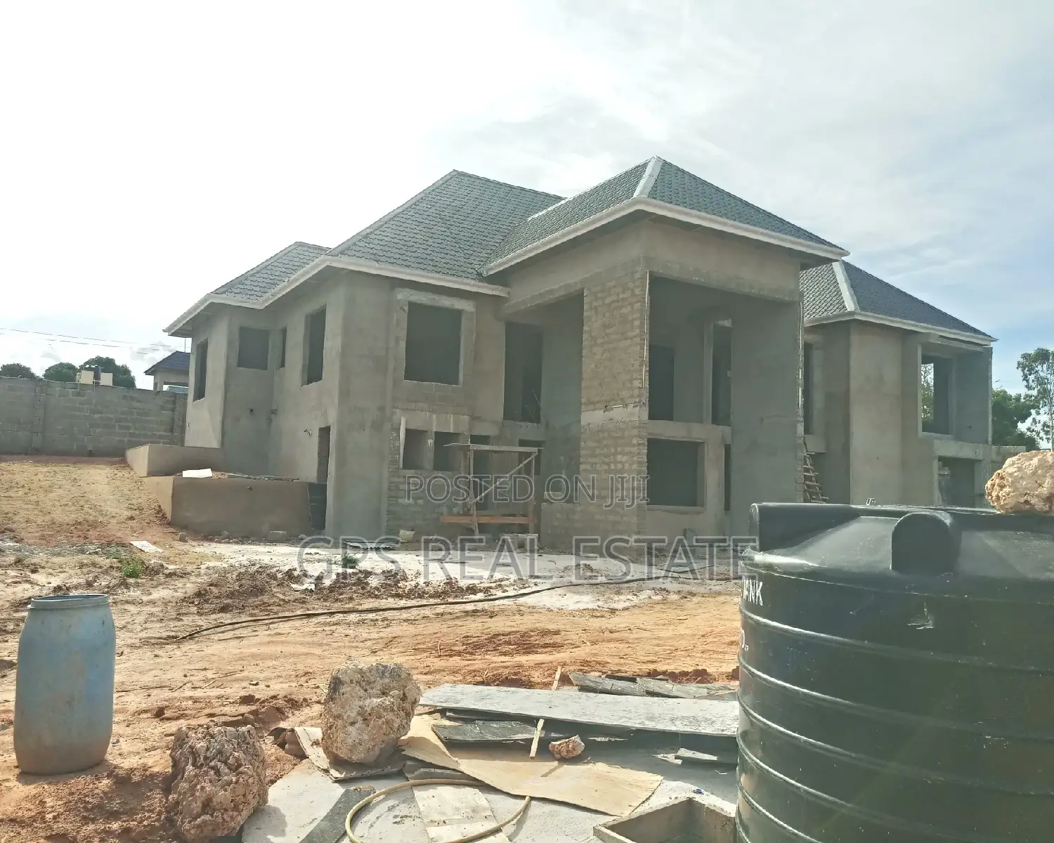 5bdrm Mansion in Kibada, Kigamboni for Sale in Kigamboni