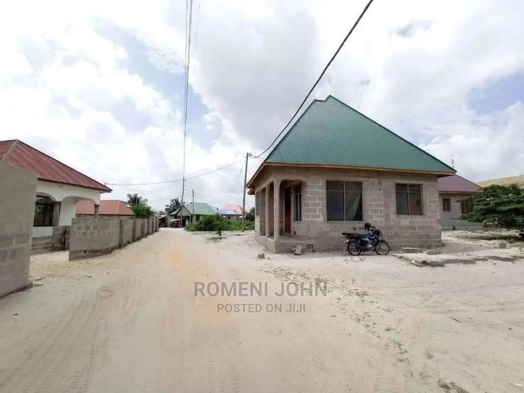 Furnished 3bdrm Townhouse/Terrace in Tanzania Dsm Ukonga for Sale in Ukonga