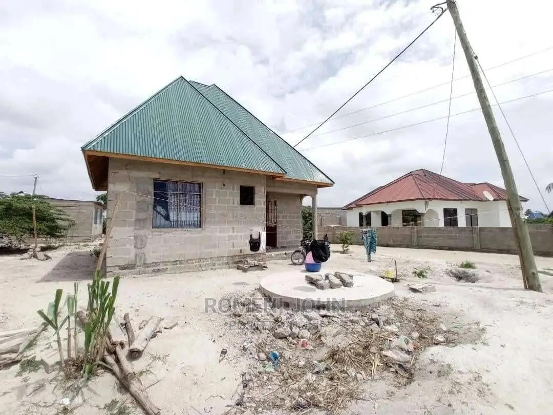 Furnished 3bdrm Townhouse/Terrace in Tanzania Dsm Ukonga for Sale in Ukonga