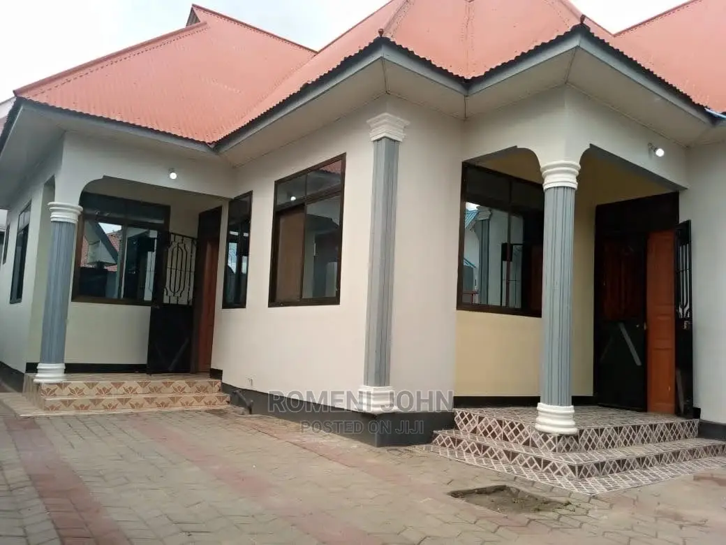 Furnished 3bdrm Townhouse/Terrace in Tanzania Dsm Temeke, Ukonga in Ukonga