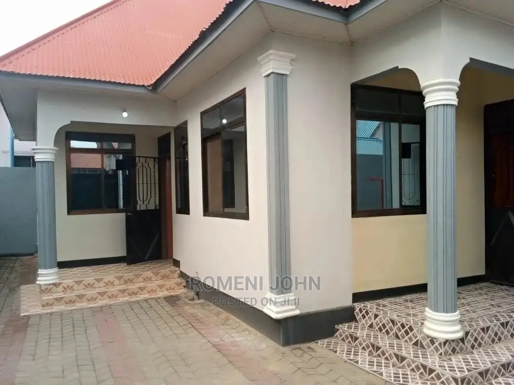 Furnished 3bdrm Townhouse/Terrace in Tanzania Dsm Temeke, Ukonga in Ukonga