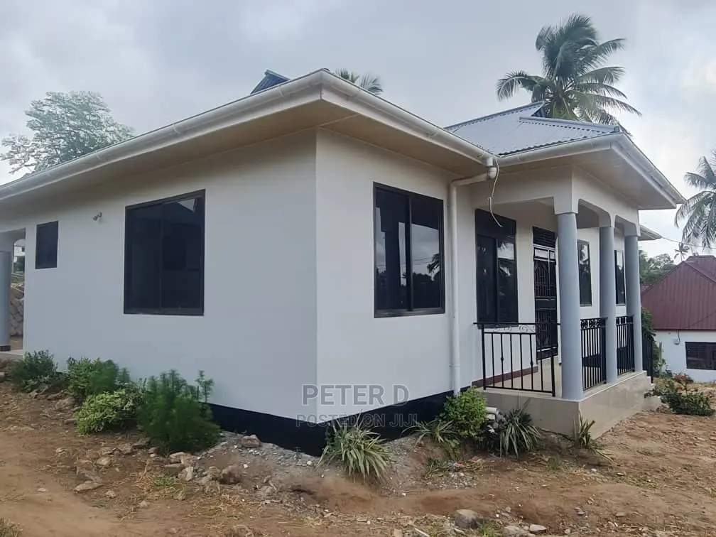 3bdrm House in Goba for Sale in Goba
