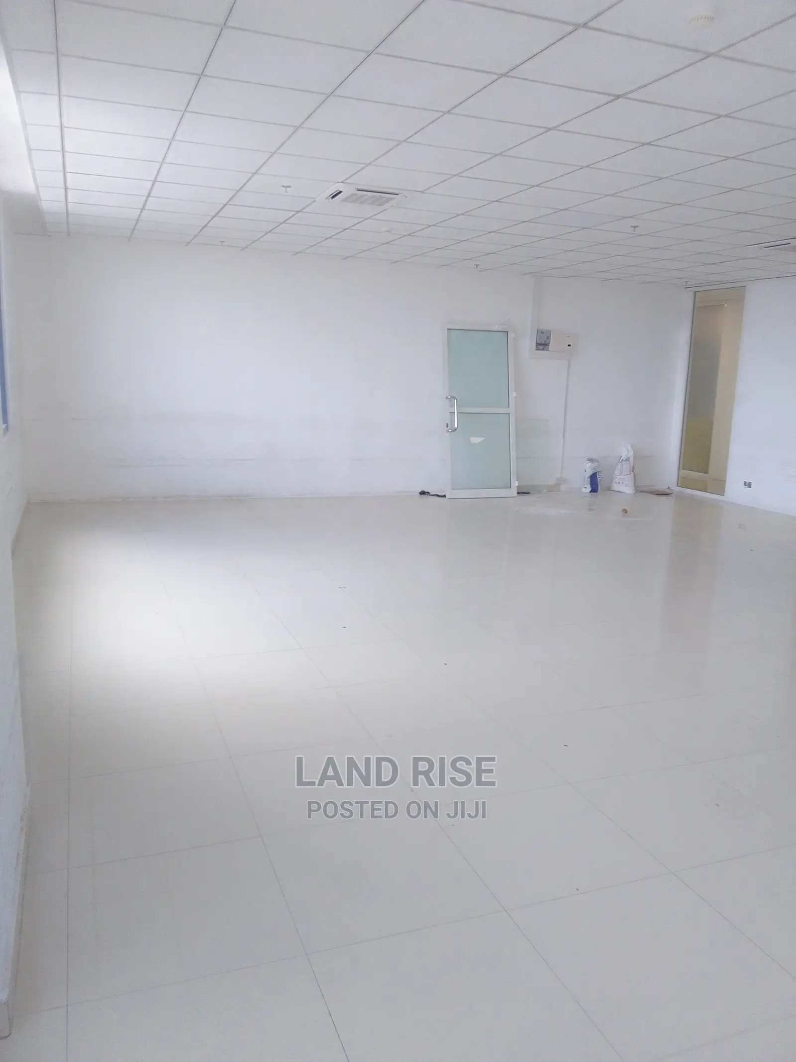 Office Space 108 Sqm in Kijitonyama
