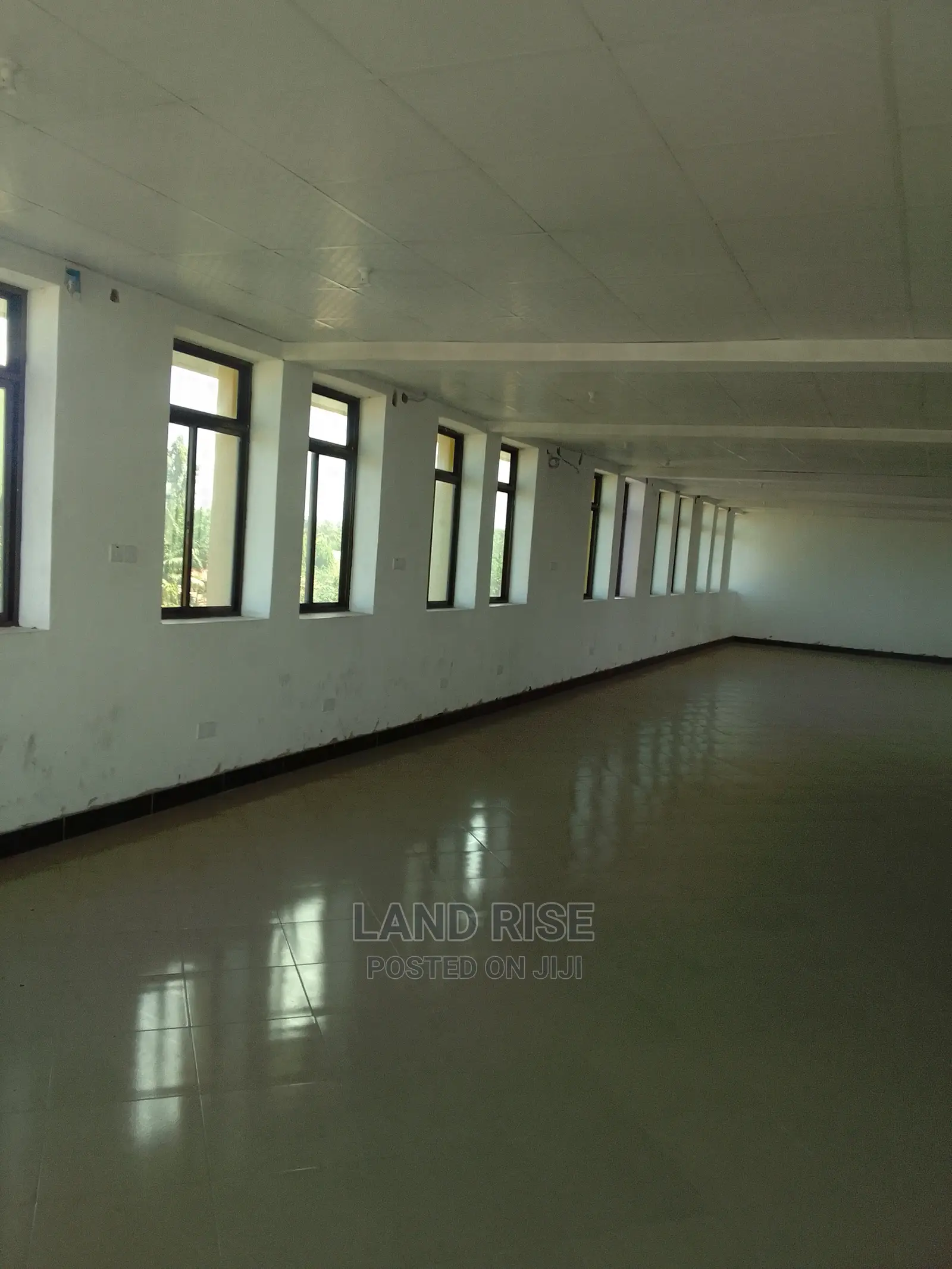 Office Space in Mwenge 200 Sqm in Mikocheni