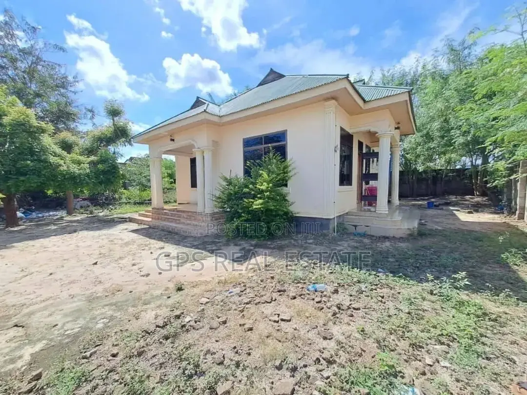 4bdrm House in Kjnyerezi, Kinondoni for Sale in Kinondoni