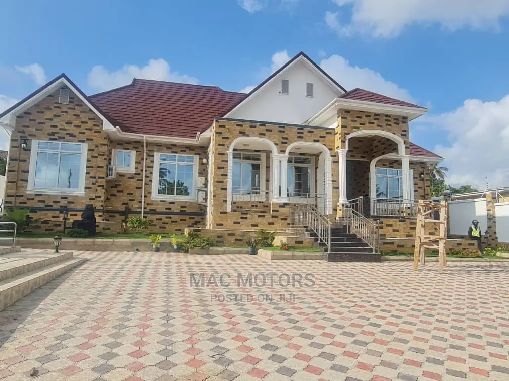 5bdrm Bungalow in My Real Estate, Kinondoni for sale in Kinondoni