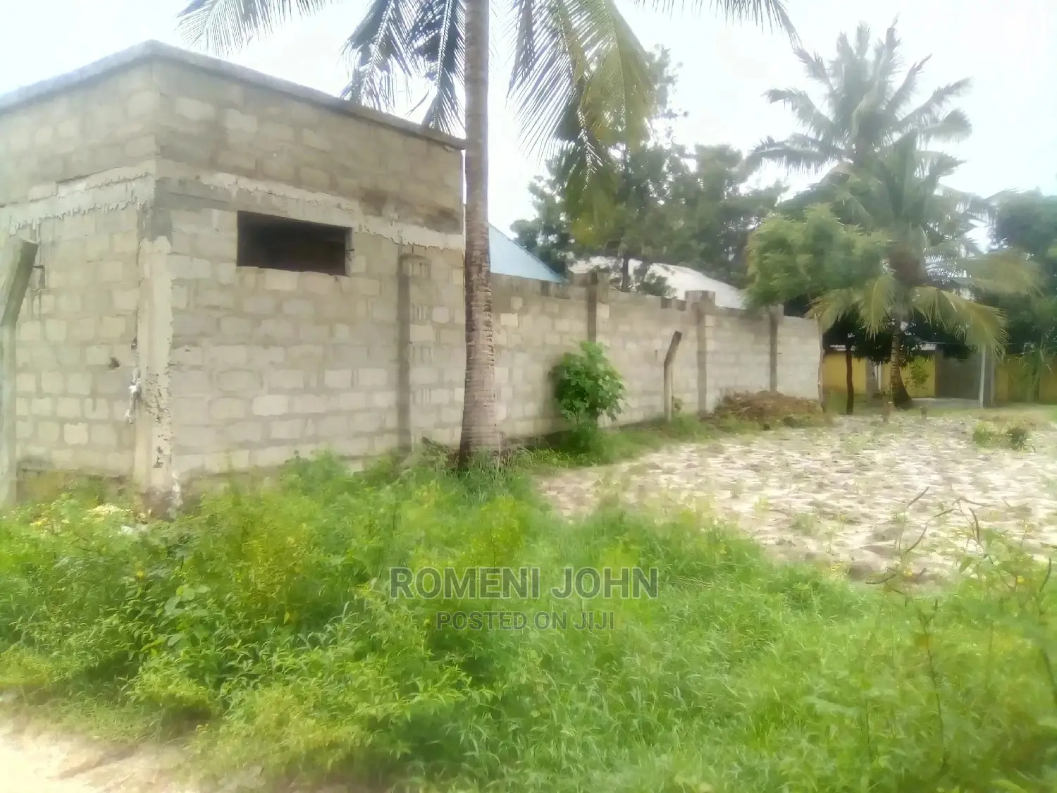 Gesti Yenye Vyumba Saba Swiming Pool Na Bar Inauzwa Miln 65. in Ukonga