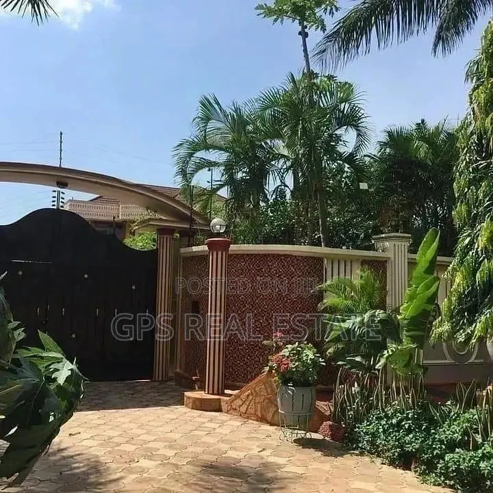 House In Bahari Beach For Sale in Kinondoni