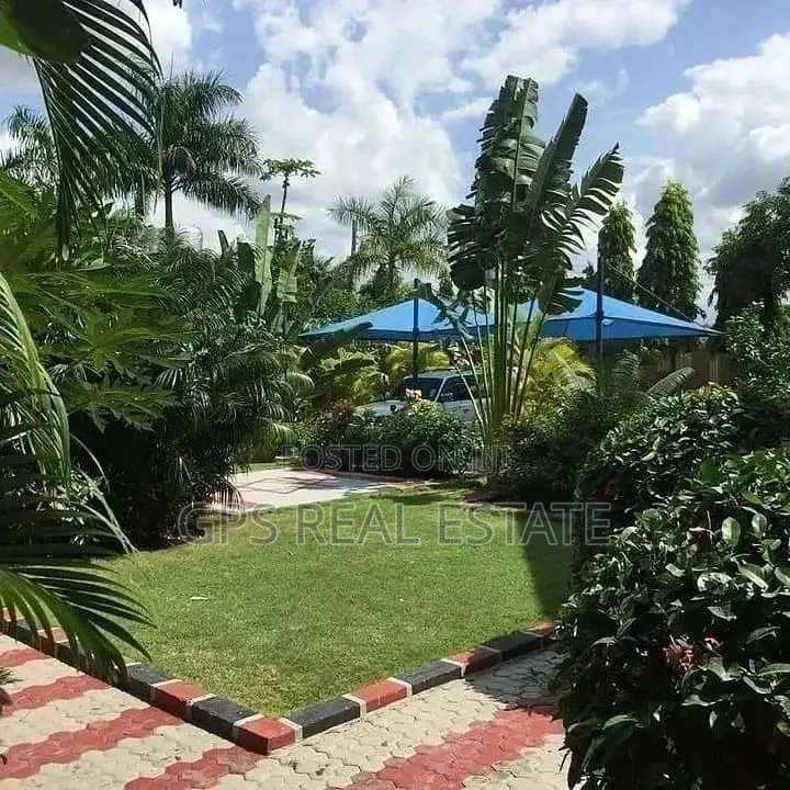 House In Bahari Beach For Sale in Kinondoni